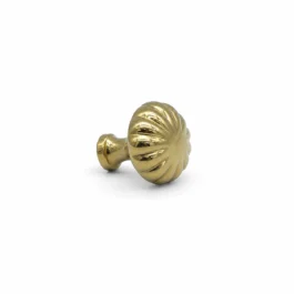 Riflet møbelknop i poleret messing Ø18 mm. B070013-0100017-01