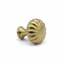 Riflet møbelknop i poleret messing Ø24 mm. B070013-0200025-01