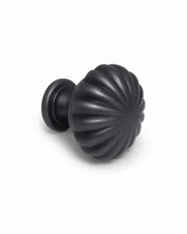 Riflet møbelknop i oxideret sort mat Ø30 mm. K20002268
