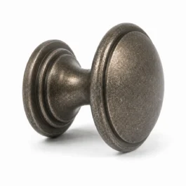 Møbelknop i oxideret gammelt jern Ø32 mm. K20006735