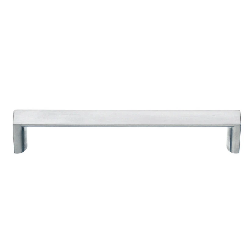 Bøjlegreb i mat krom, kantet design 96 mm. B60017